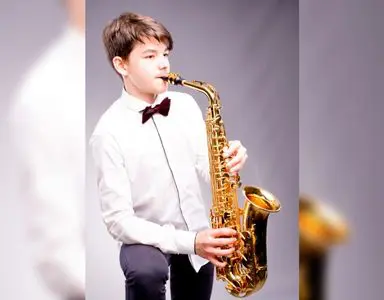 Saxophonist Artur 3 - WeddingBro Events Artur – Livemusik auf einer Hochzeit von WeddingBro Events