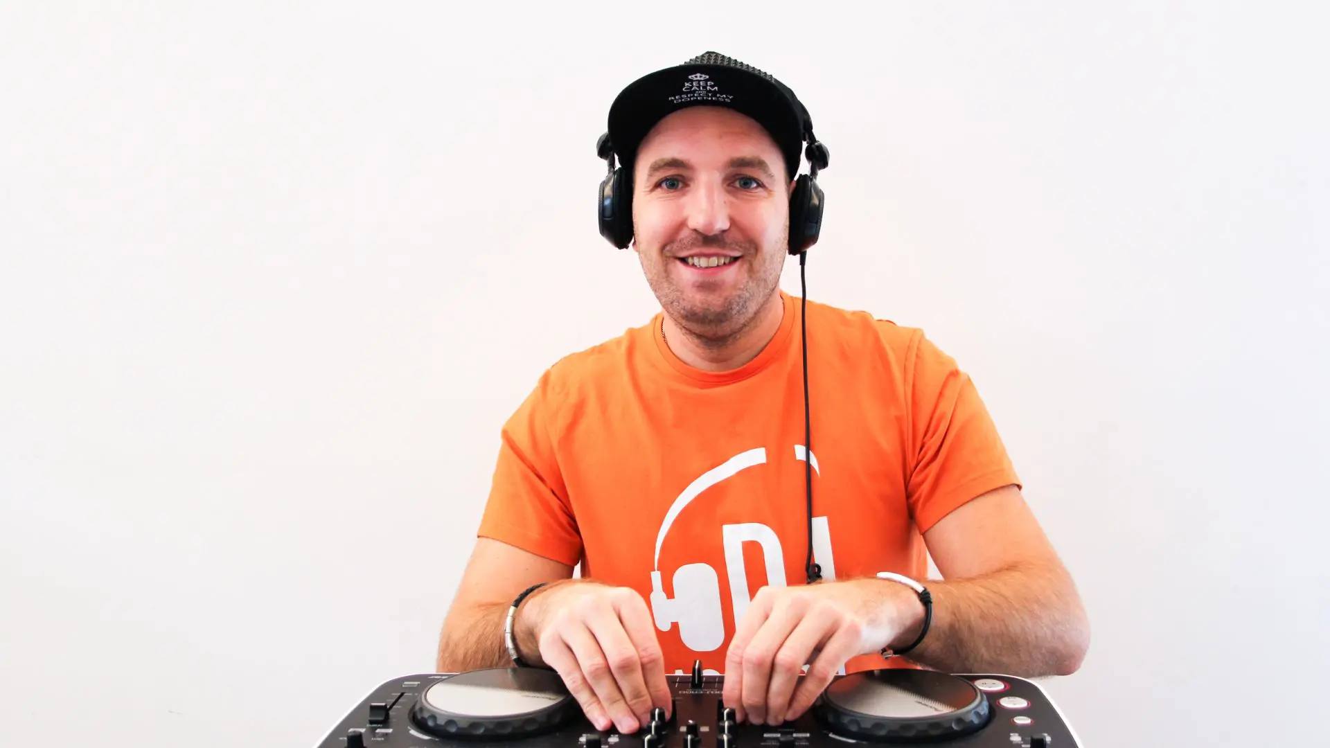 WeddingBro_Header_DJ_Agafon - WeddingBro Events DJ Agafon bei einer Hochzeit