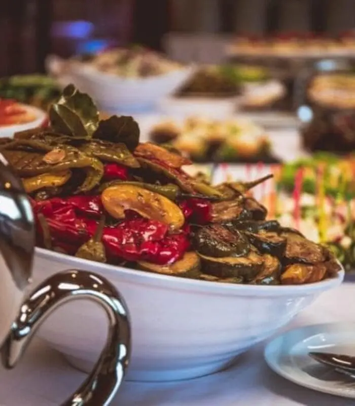Weddingbro-Galerie-Allass-Cateringjpg3_-karte-700x800 - WeddingBro Events Allas Catering – Buffet für Hochzeiten und Feiern